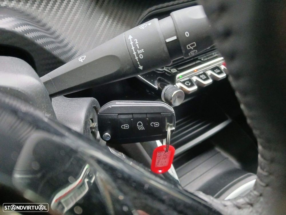 Peugeot 208 1.2 PureTech Active Pack - 29