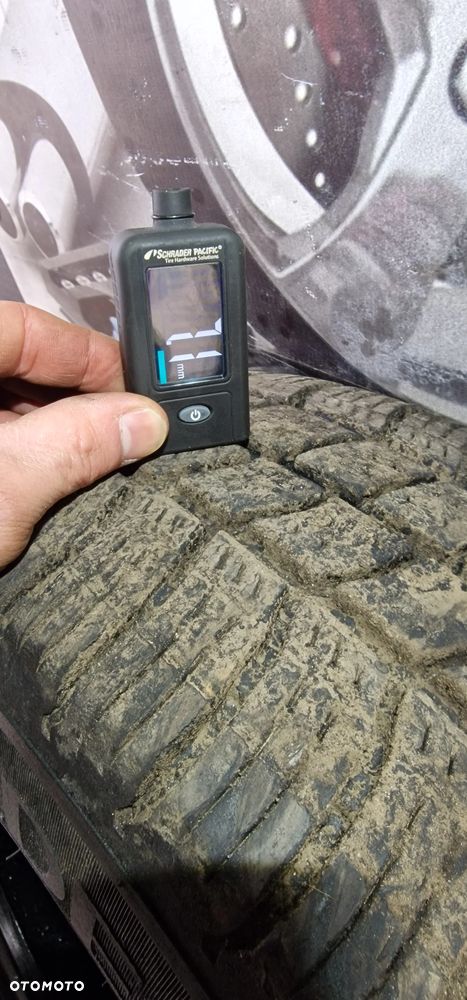 OPONY Wielosezonowe Vredestein 215/65 R15C 102/104T 2023R - 8