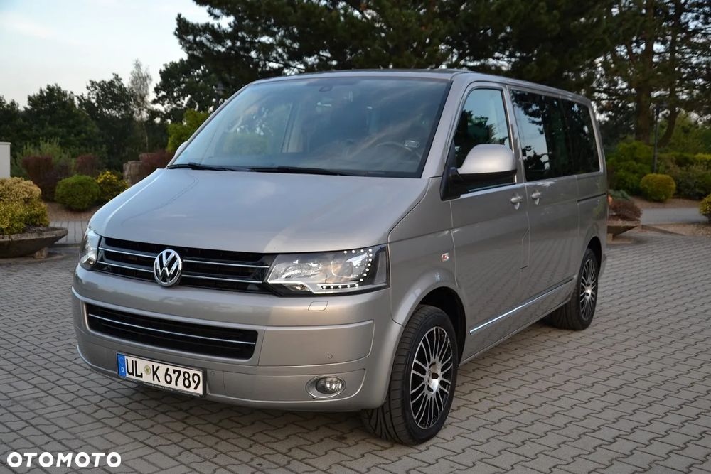 Volkswagen Multivan - 1