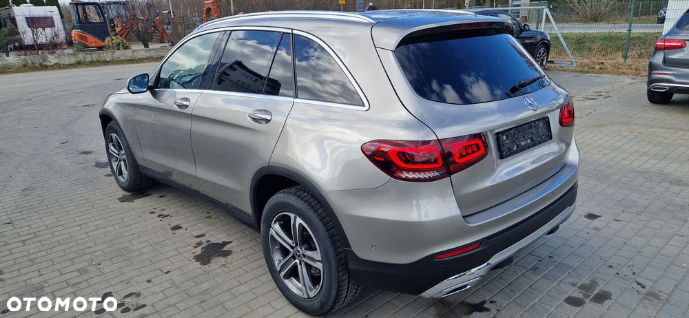 Mercedes-Benz GLC 220 d 4Matic 9G-TRONIC Exclusive - 25