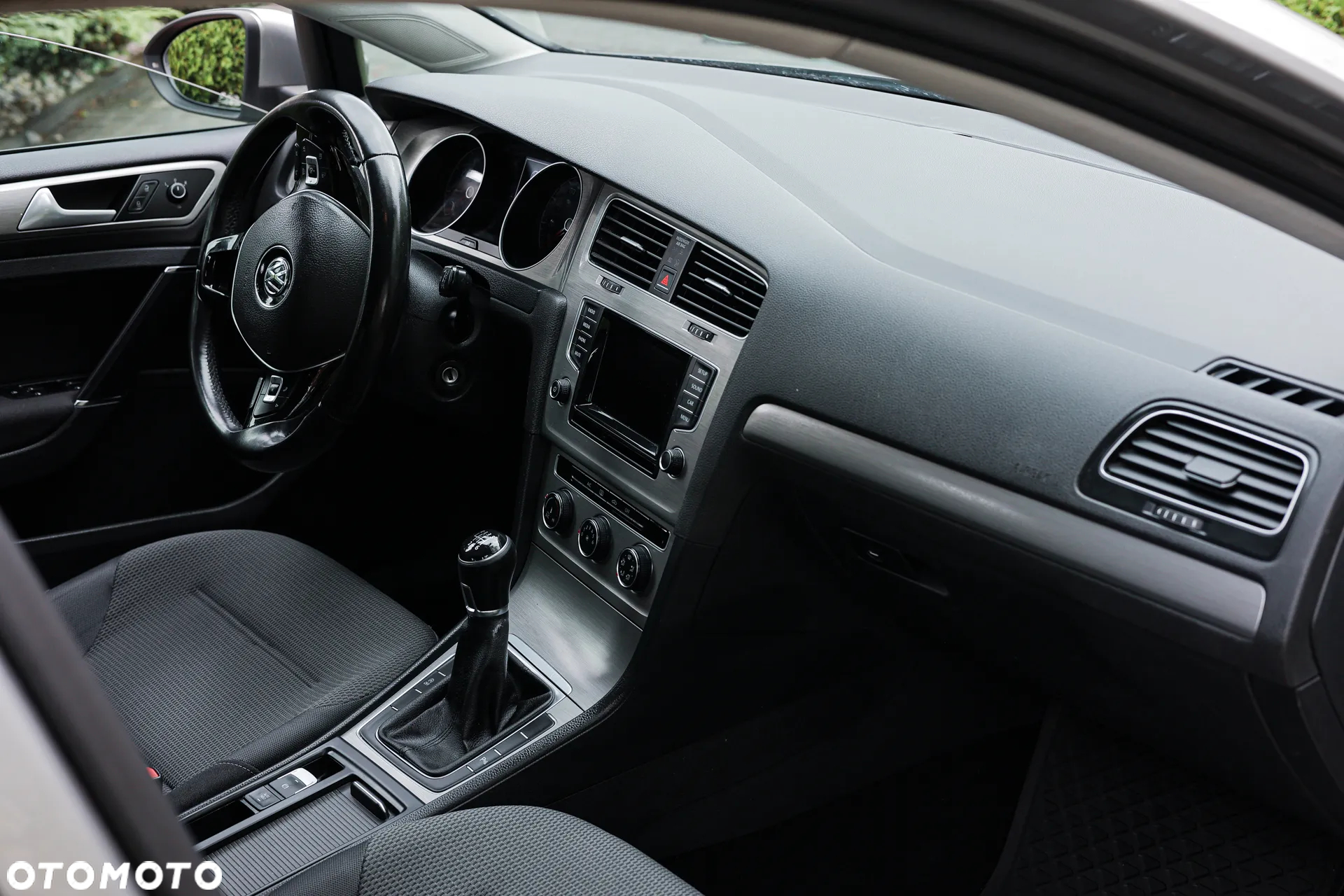 Volkswagen Golf VII 1.4 TSI BMT Comfortline - 2