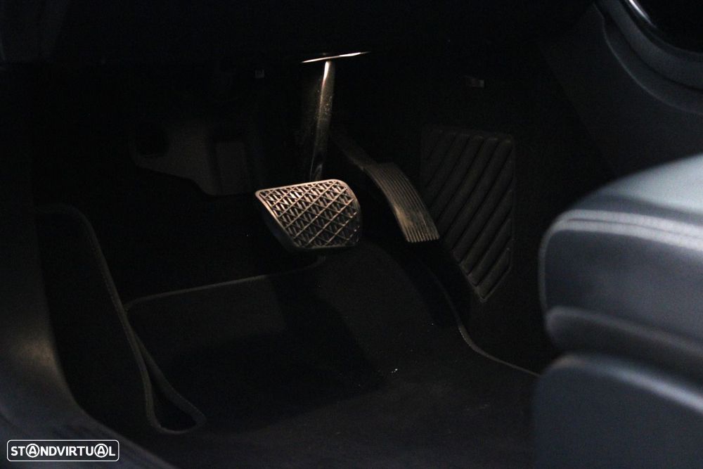 Mercedes-Benz CLA 180 d Shooting Brake Style Aut. — fotografia 34
