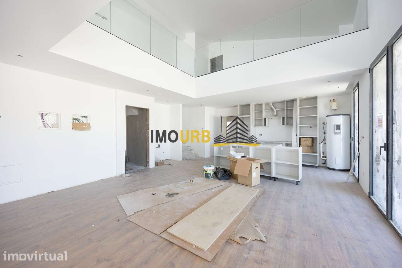 Apartamento T1 Duplex em Santa Clara – Leiria - Grande imagem: 3/23