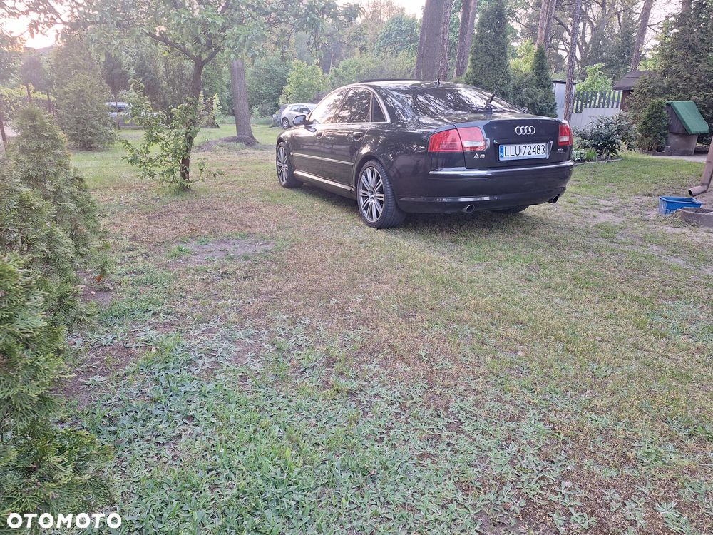 Audi A8 4.2 Quattro - 4