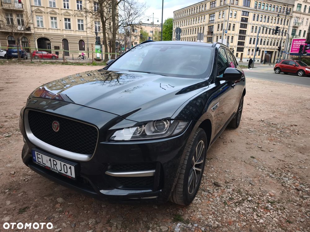 Jaguar F-Pace 2.0 i4D AWD R-Sport - 8