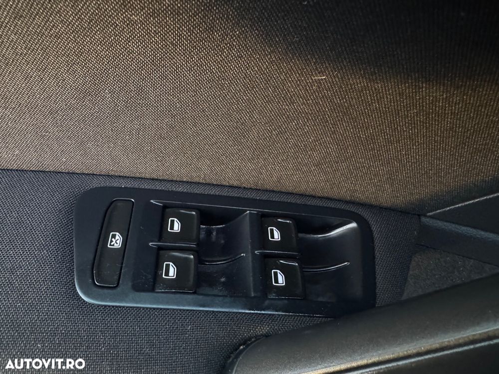 Volkswagen Golf - 20