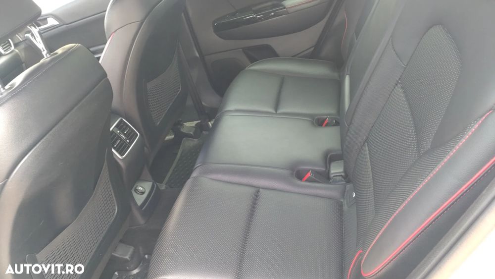 Kia Sportage 2.0 DSL 8AT HP 4x4 GT Line - 12