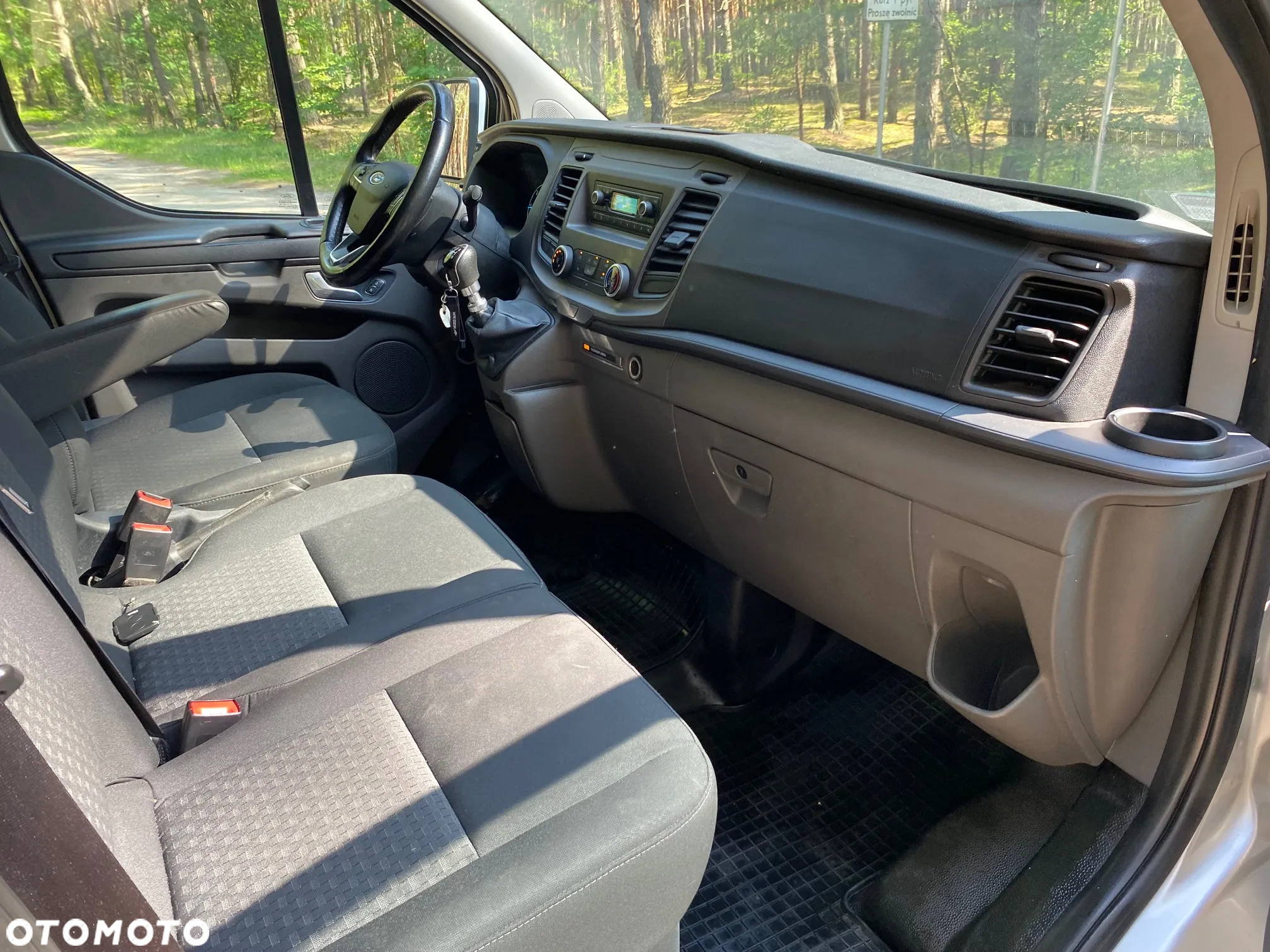 Ford TRANSIT CUSTOM - 19