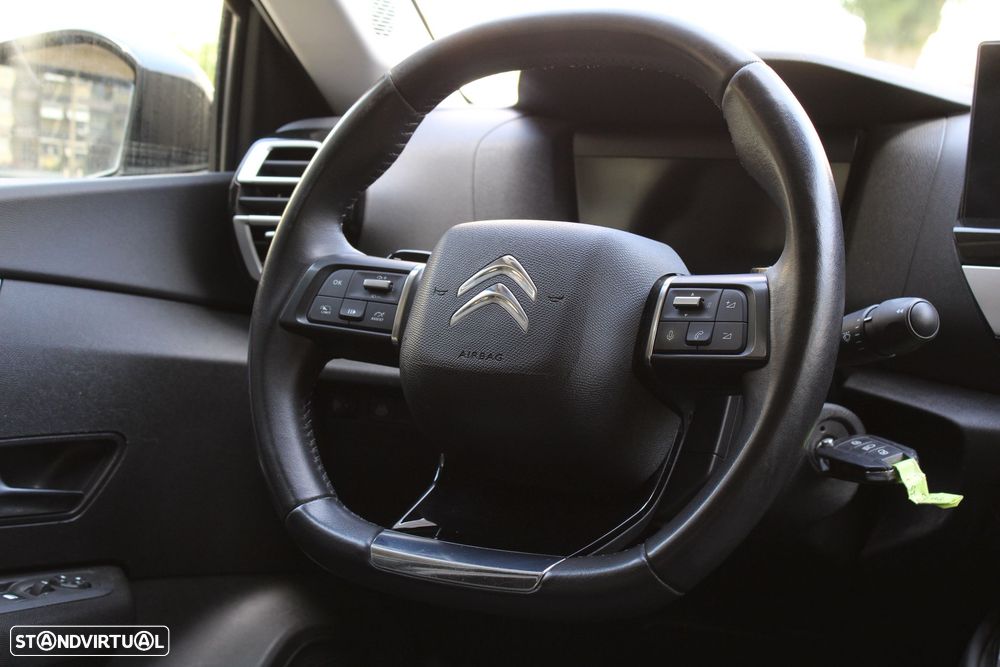 Citroën C4 PureTech 130 Stop&Start EAT8 SHINE - 10