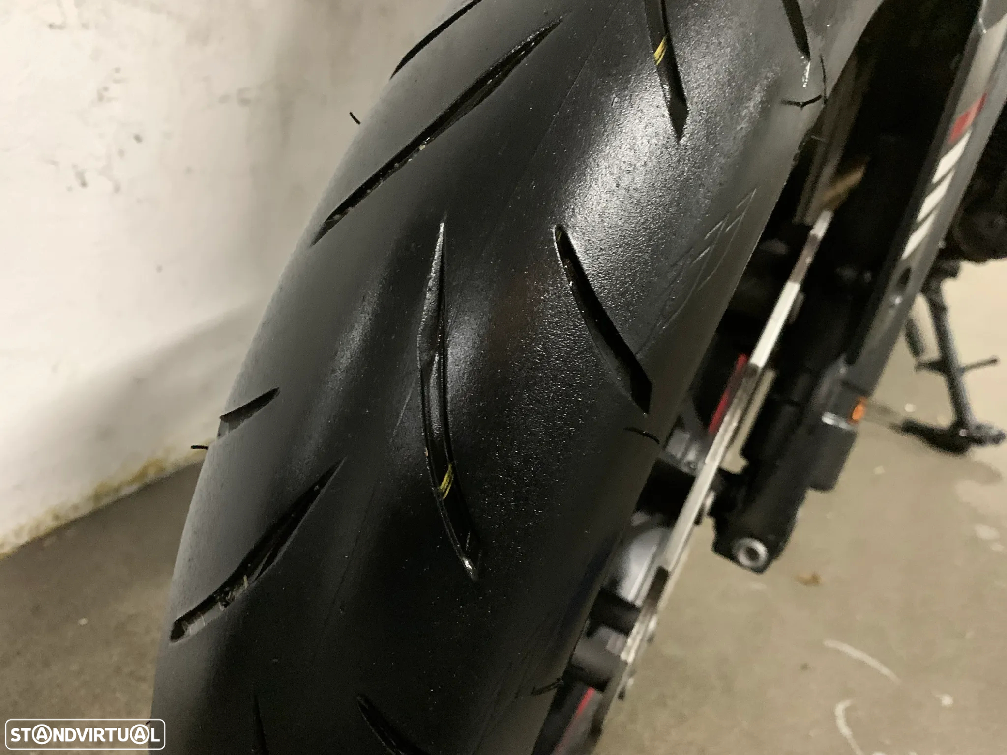 Honda CB 650F AKRAPOVIC 2018 - 14