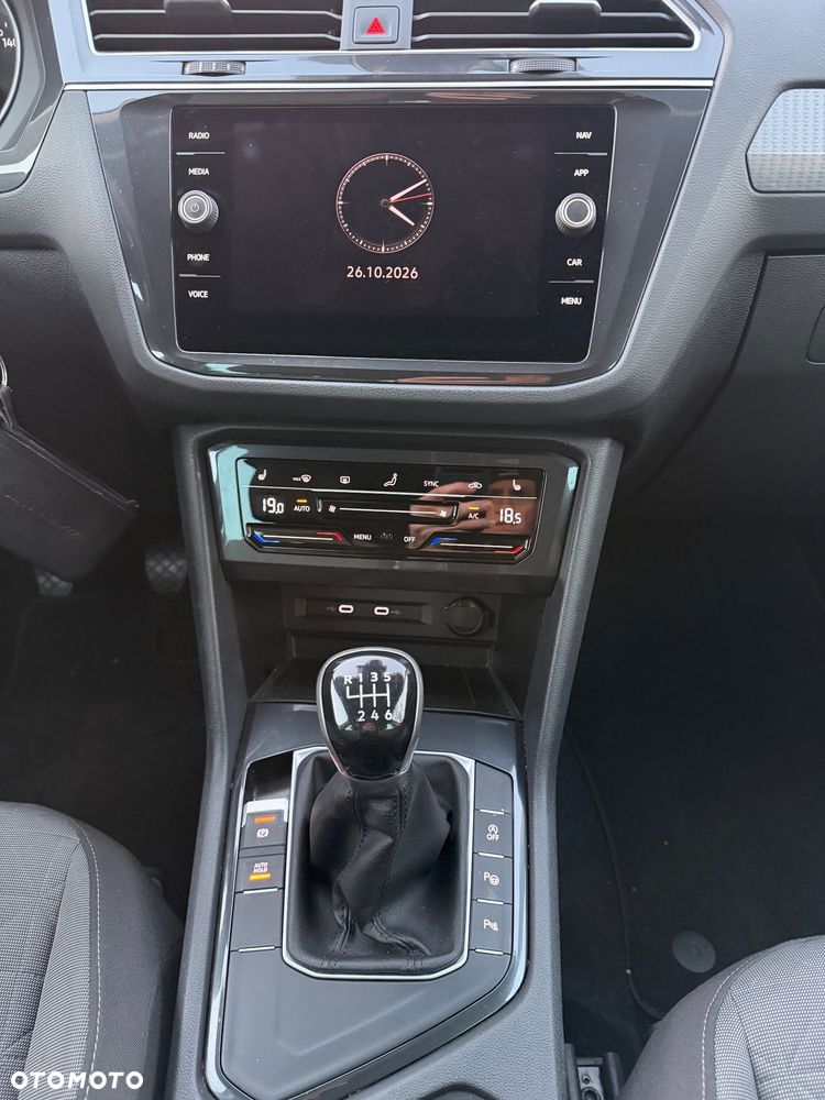 Volkswagen Tiguan - 14