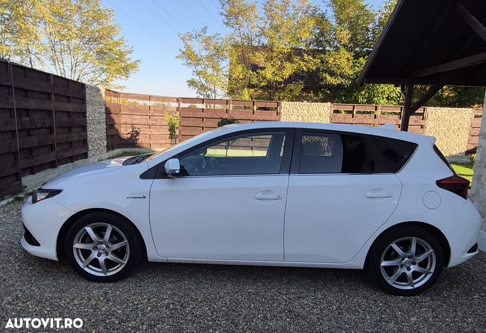 Toyota Auris - 5