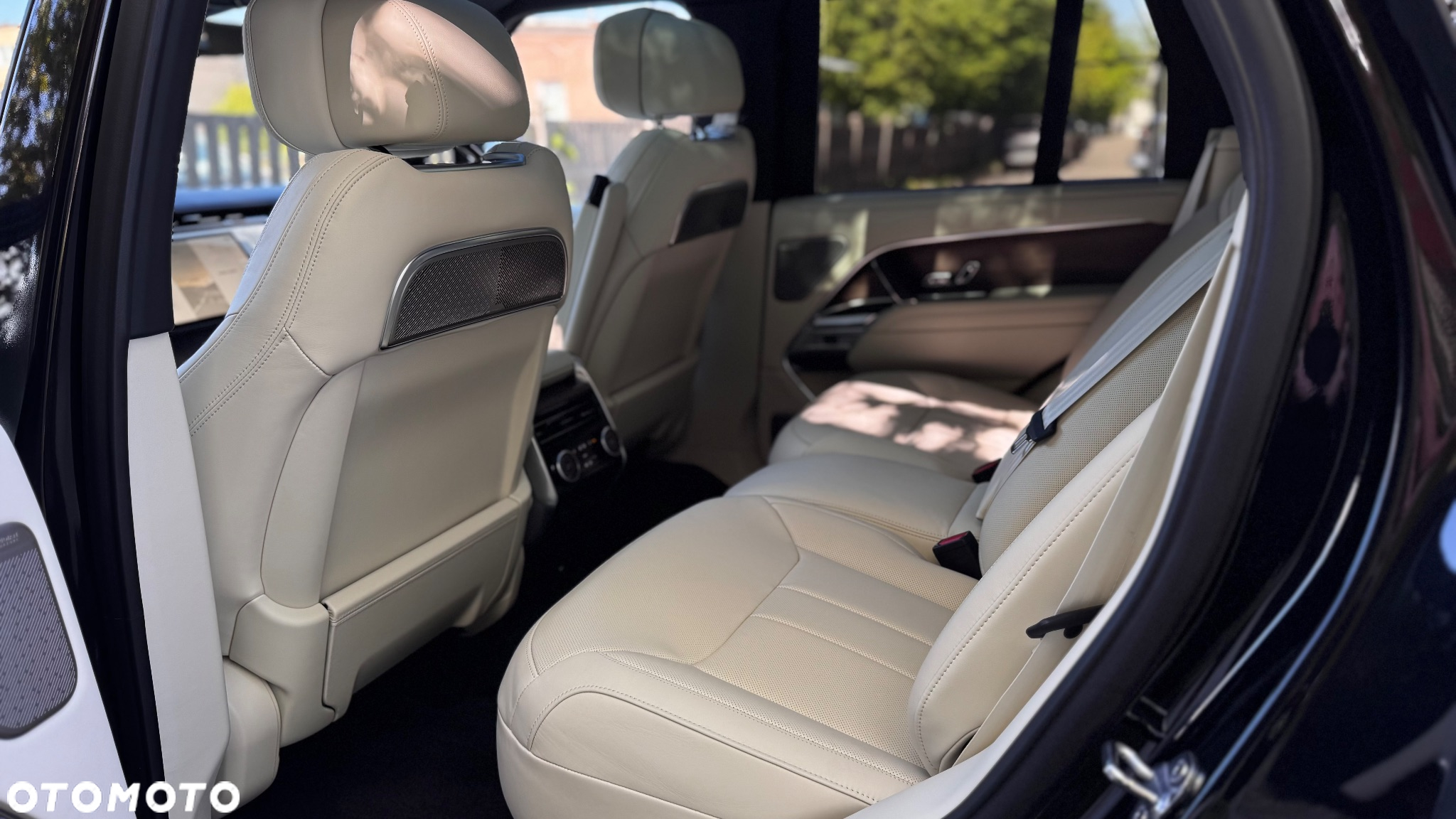 Land Rover Range Rover 4.4 V8 P535 Autobiography - 10