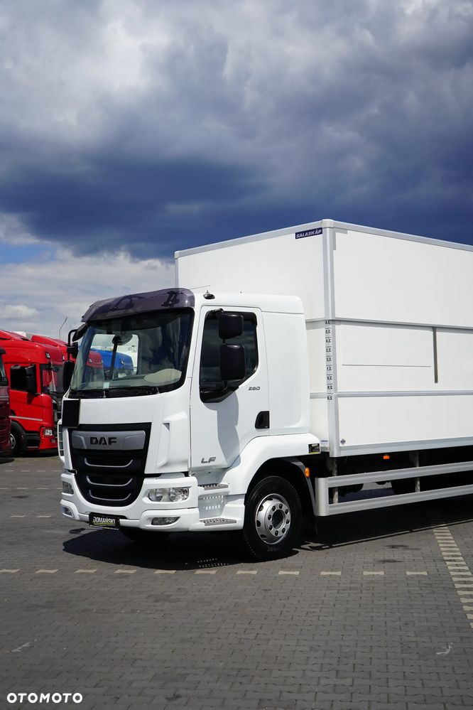 DAF / LF / 260 / EURO 6 / ACC / IZOTERMA + WINDA / 18 PALET / ŁAD. 7 700 KG - 29