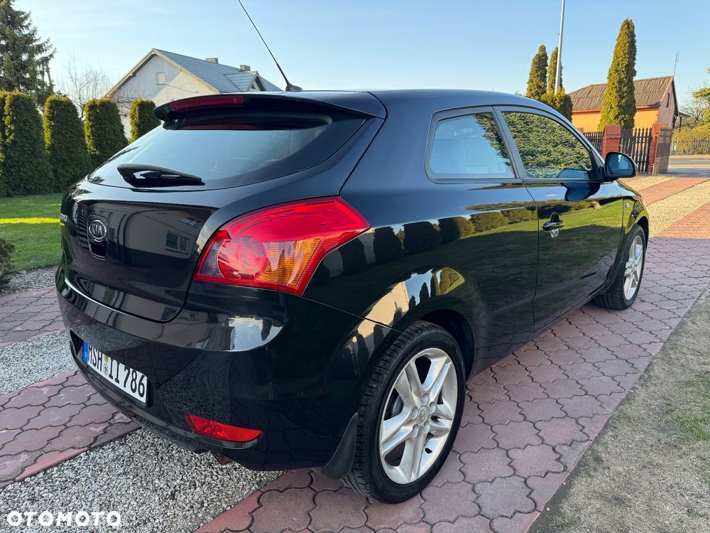 Kia ProCeed 1.6 CVVT LX - 10