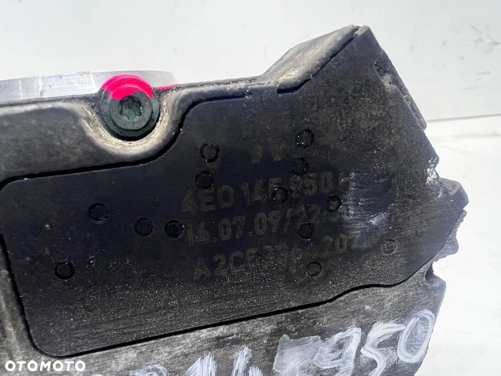 PRZEPUSTNICA KLAPA AUDI A8 D3 A6 C6 A4 B7 4E0145950H - 8