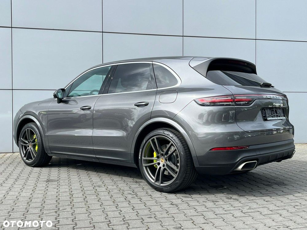 Porsche Cayenne E-Hybrid - 12