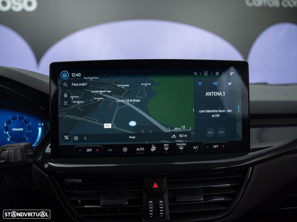 Ford Focus 1.0 EcoBoost MHEV ST-Line X - 30