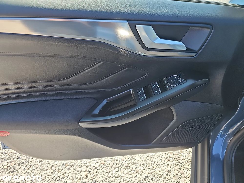 Ford Focus 1.5 EcoBlue Titanium X - 14
