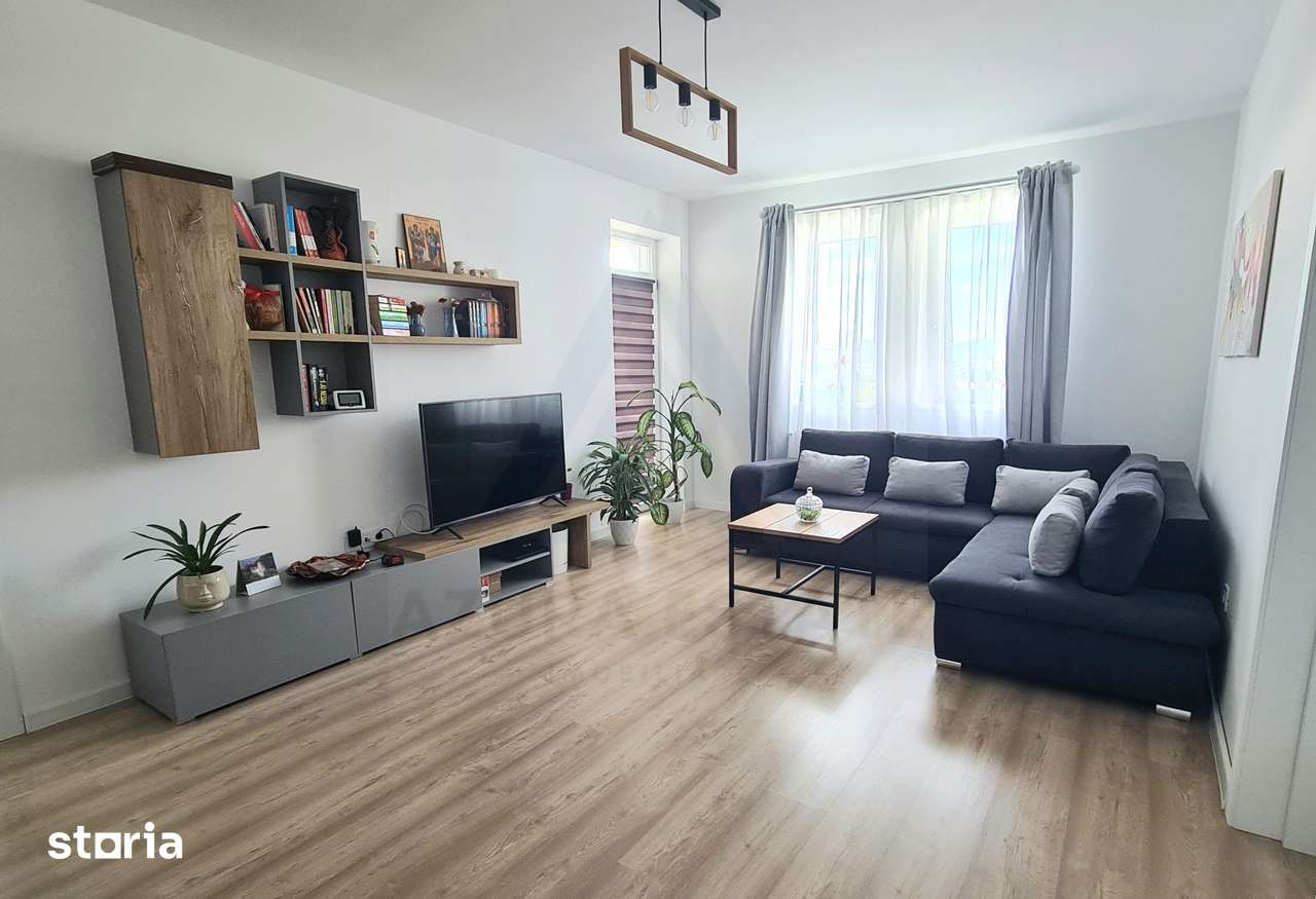 Apartament modern 57 mp utili 2 balcoane loc de parcare zona Lazaret — fotografia 1
