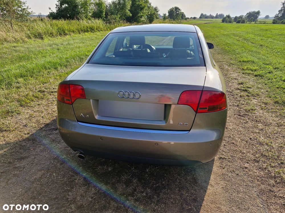 Audi A4 Limousine 2 - 5