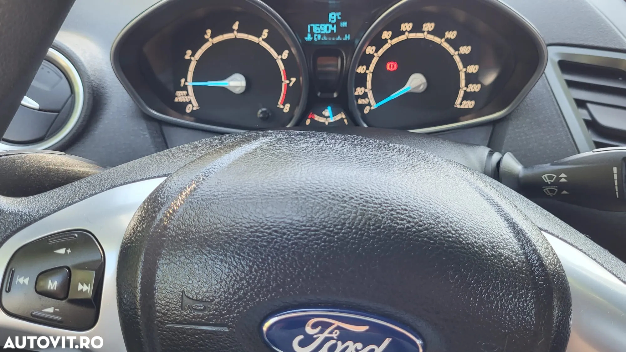 Ford Fiesta - 10