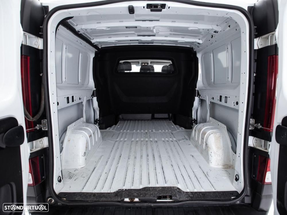 Renault Trafic 2.0 BLUE DCI 150 L2H1 c/IVA - 12