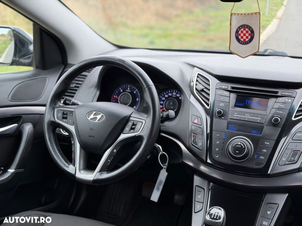 Hyundai i40 1.7 CRDI DPF Exclusive - 8
