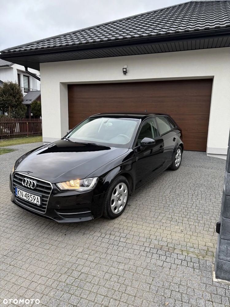 Audi A3 Sportback 1.6 TDI Ambition - 1