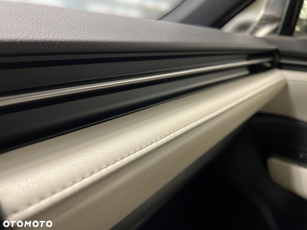 Lexus LBX 1.5 Hybrid Elegant - 27