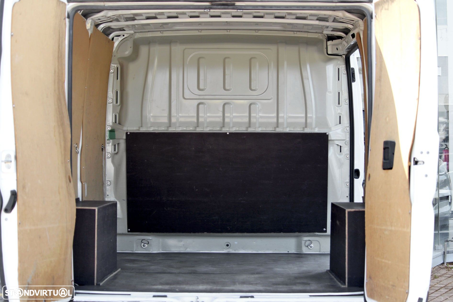 Peugeot Boxer 2.2 BlueHDi 330 L1H1 Premium - 8