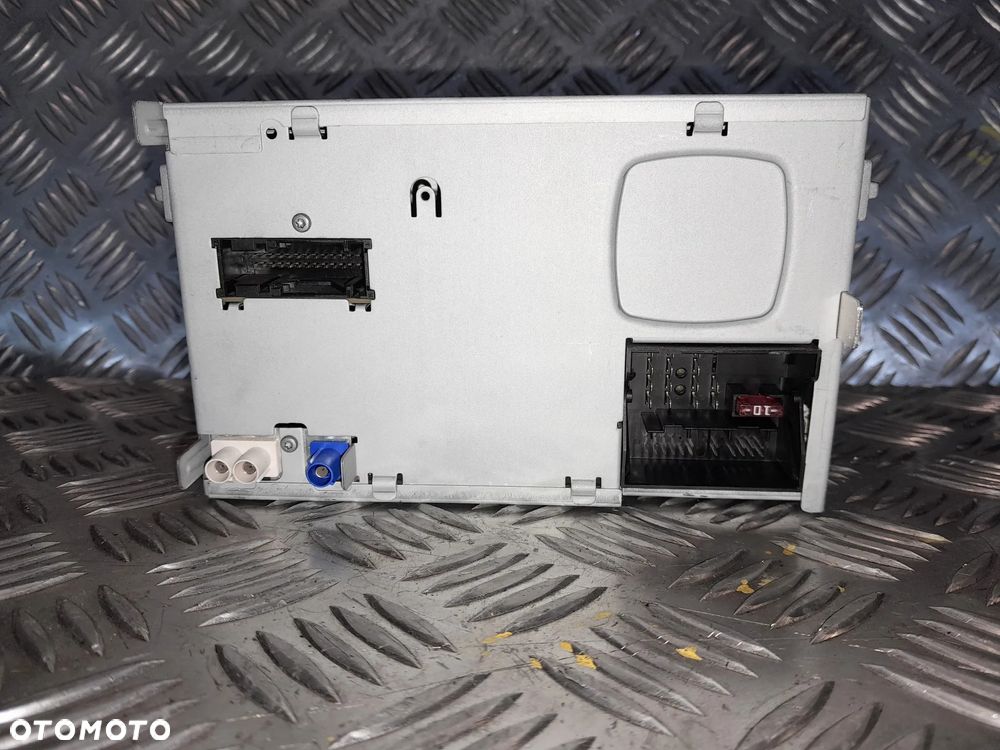 Radioodtwarzacz CD Navi VW Passat B7 - 6