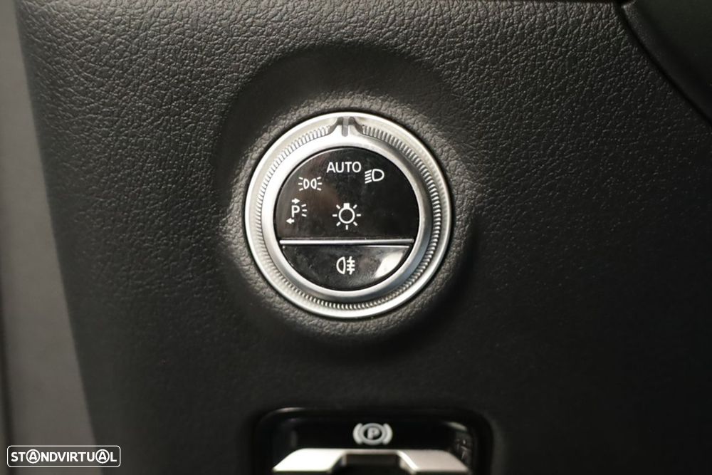 Mercedes-Benz CLE 220 d Cabrio - 21