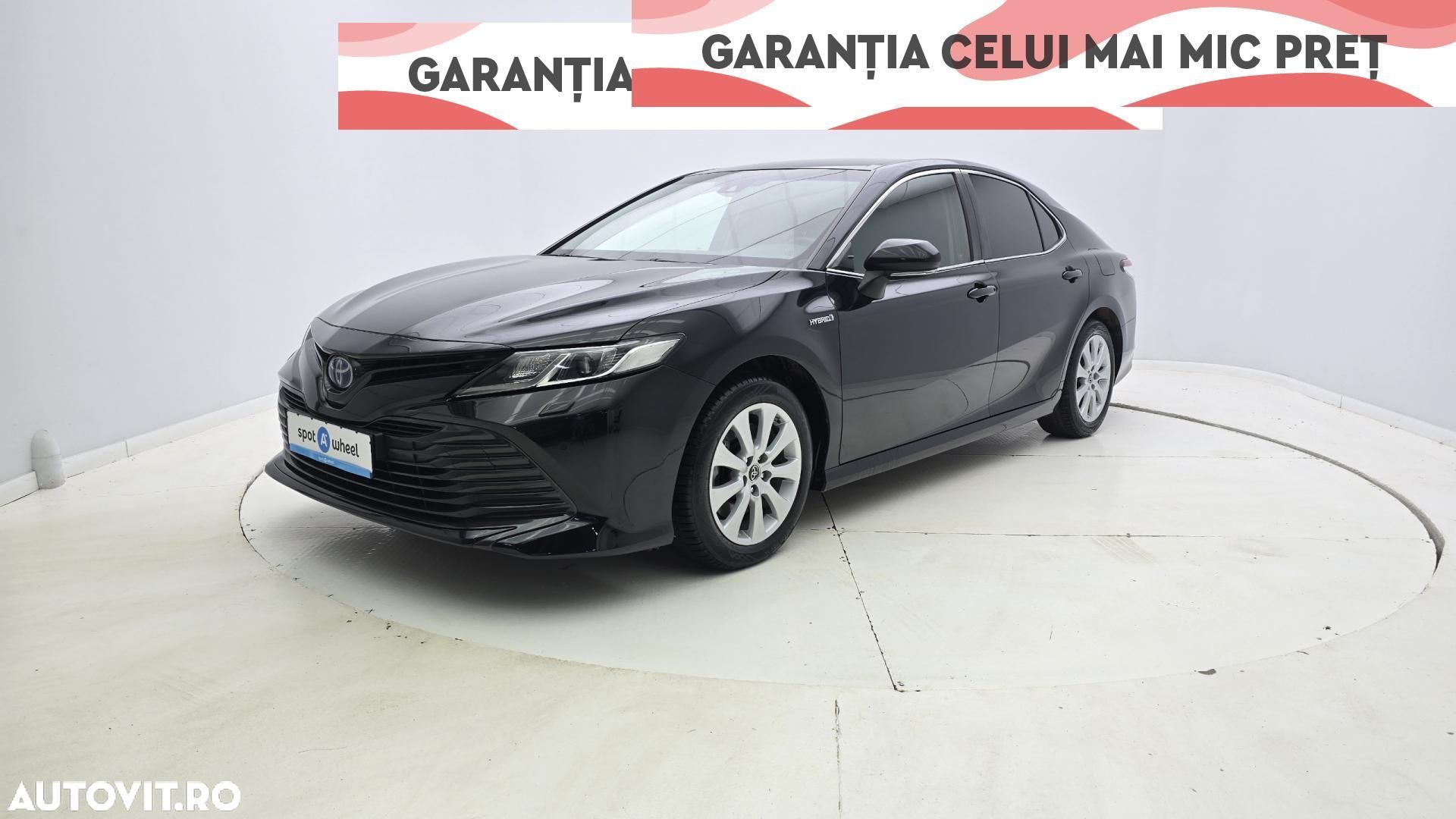 Toyota Camry - 1
