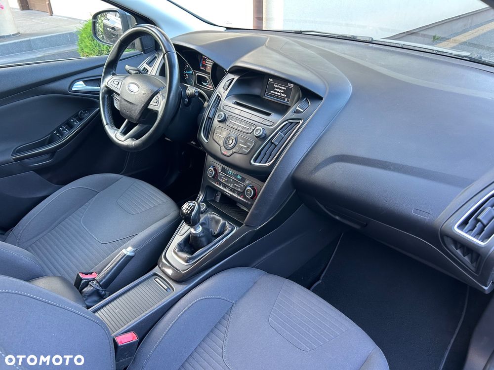 Ford Focus 1.0 EcoBoost Titanium ASS - 30