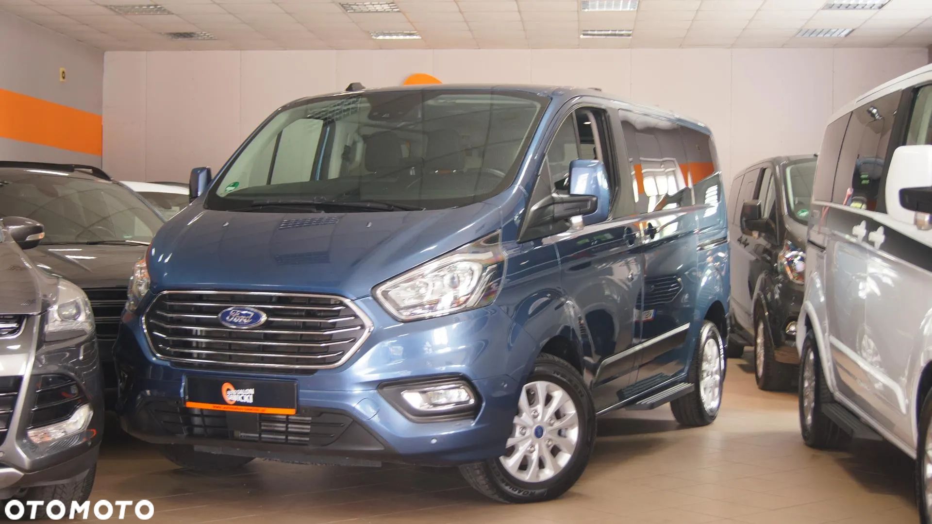 Ford Tourneo Custom 2.0 EcoBlue L1 Titanium SelectShift - 1