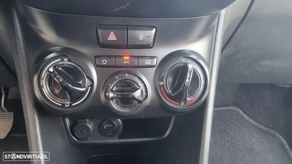 Peugeot 2008 1.2 PureTech Style - 15