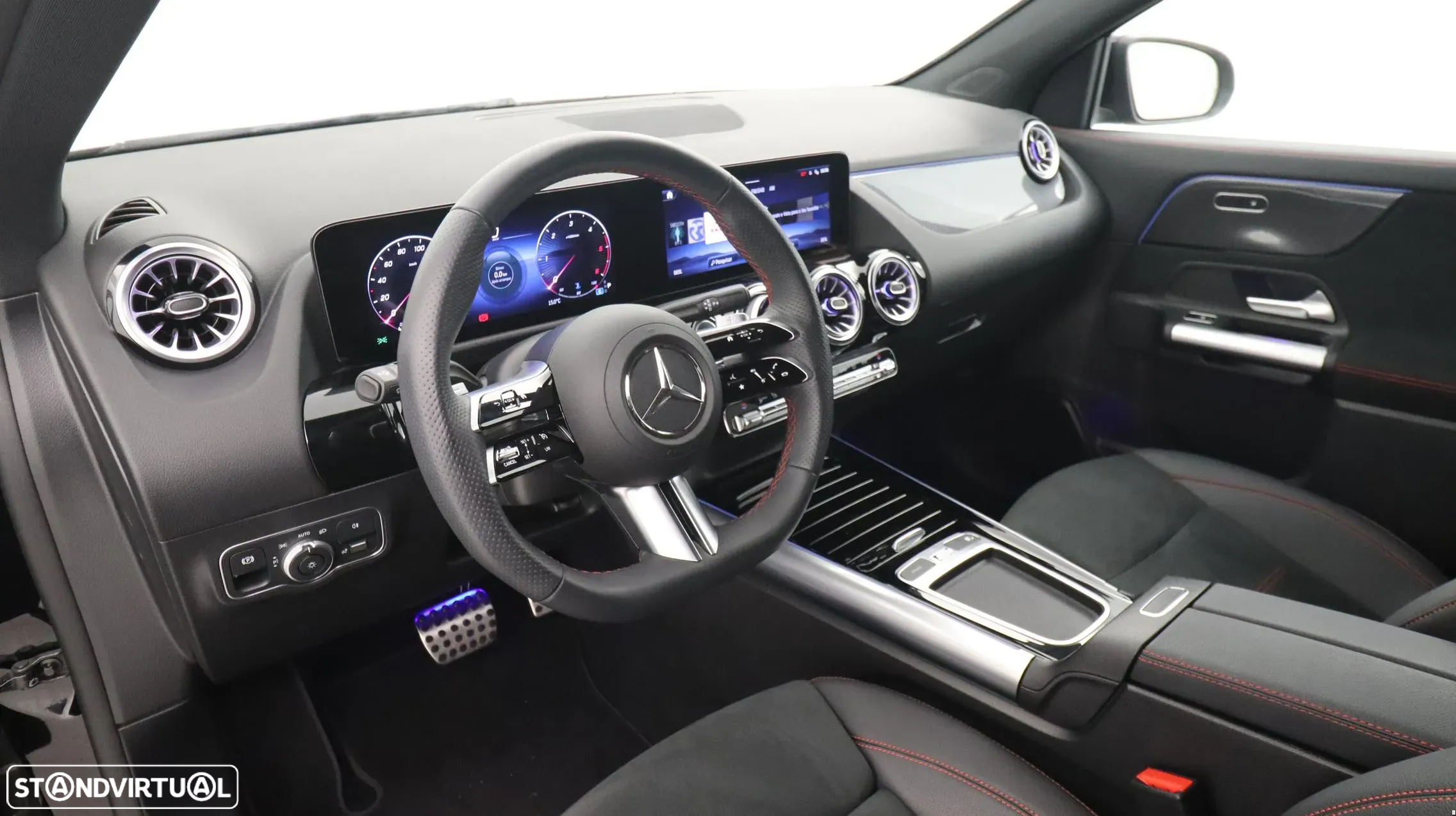 Mercedes-Benz GLA 200 d AMG Line - 24