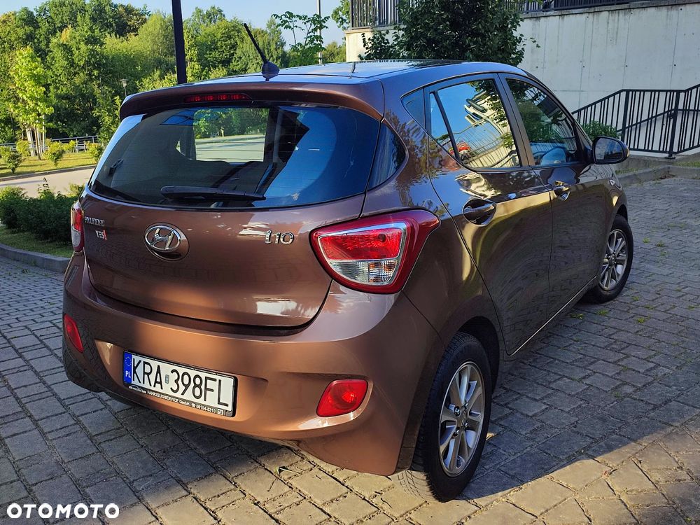 Hyundai i10 1.0 YES - 17