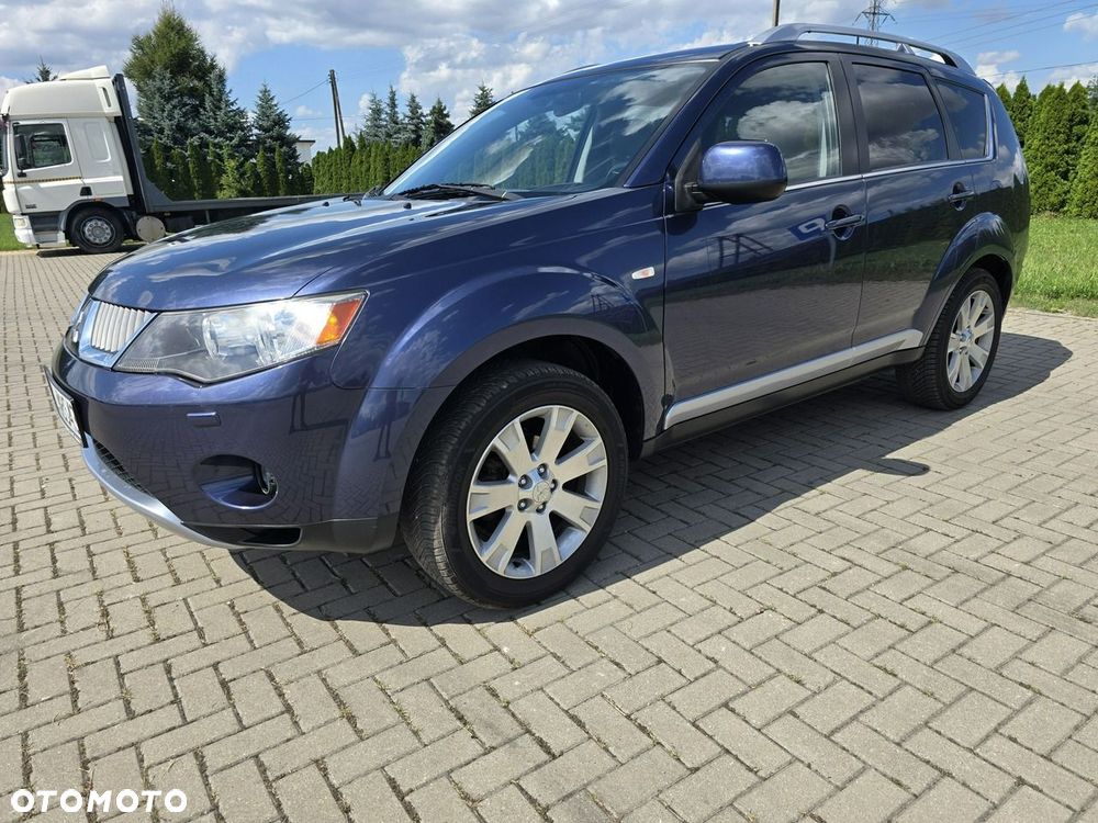 Mitsubishi Outlander - 7
