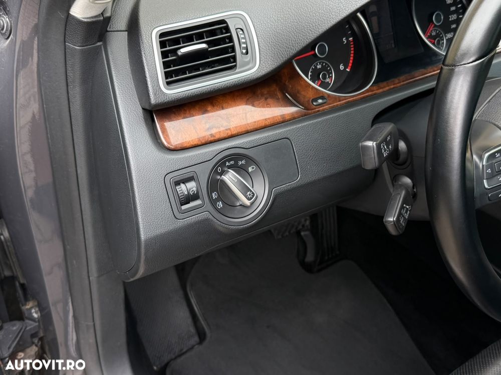 Volkswagen Passat 2.0 TDI 4Motion DSG BlueMotion Tech Highline - 30