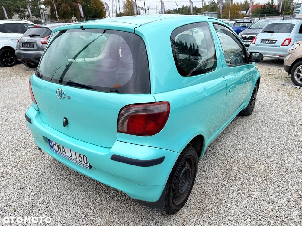 Toyota Yaris 1.0 Base - 6