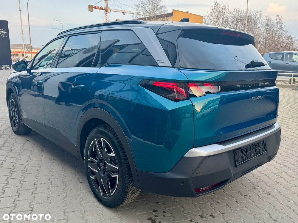 Peugeot 5008 - 5