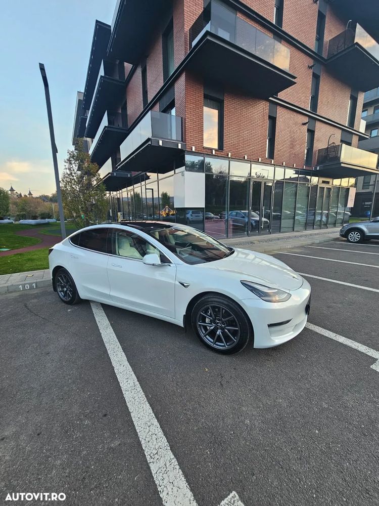 Tesla Model 3 Langstreckenbatterie Allradantrieb Dual Motor - 12