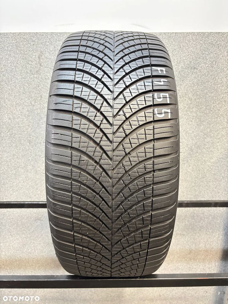 1 Opona Wielosezonowa GoodYear 255/40/21 102T, XL, SUV