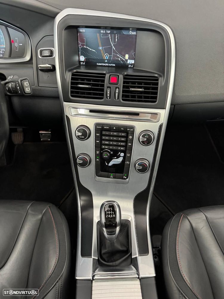 Volvo XC 60 2.0 D4 Volvo Ocean Race - 13