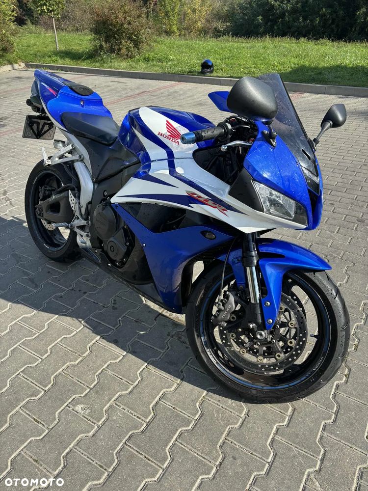 Honda CBR - 1