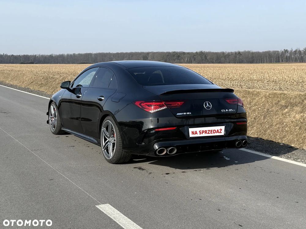 Mercedes-Benz CLA - 4