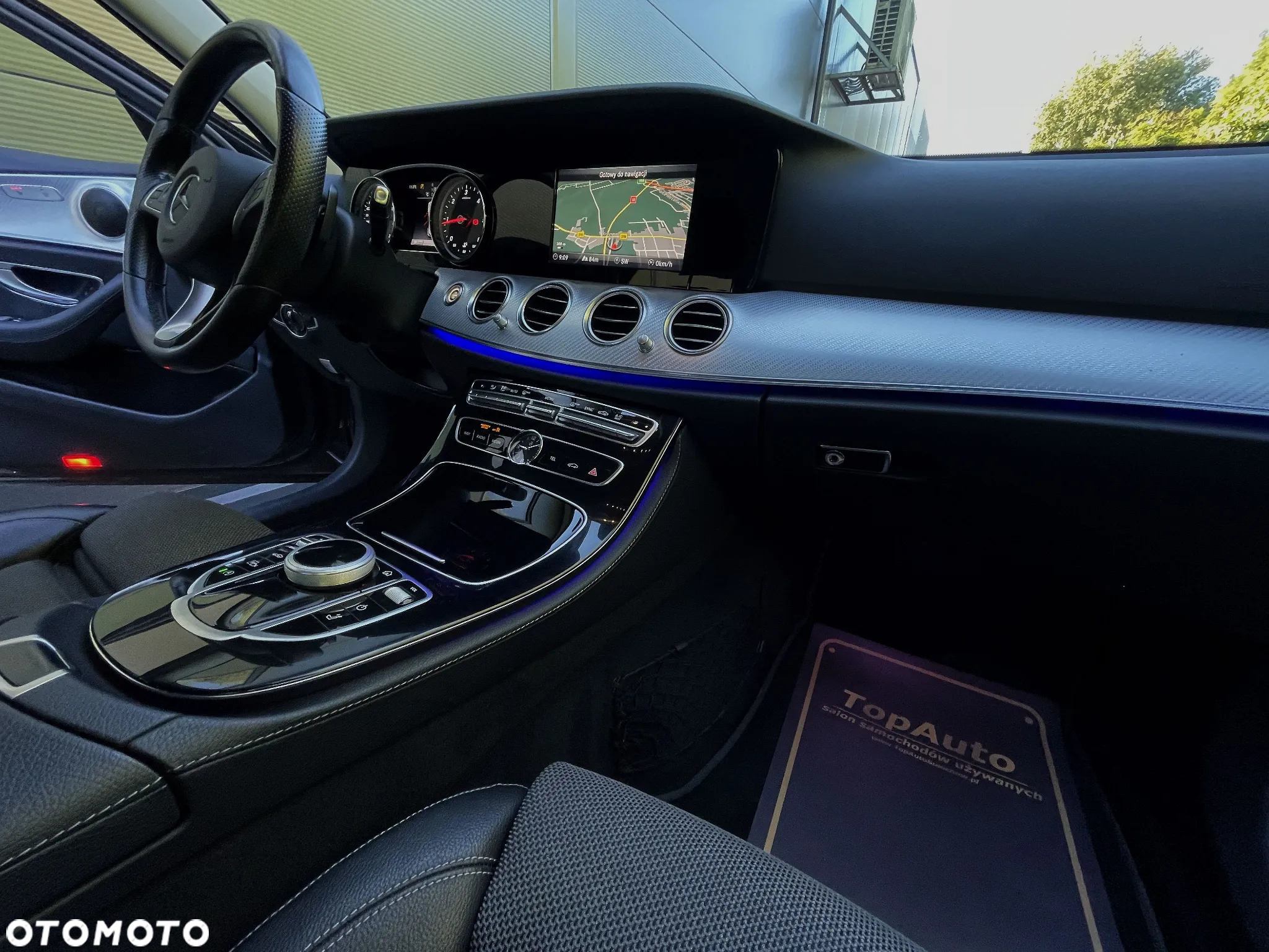 Mercedes-Benz Klasa E 220 d 4Matic T All-Terrain 9G-TRONIC Exclusive - 16