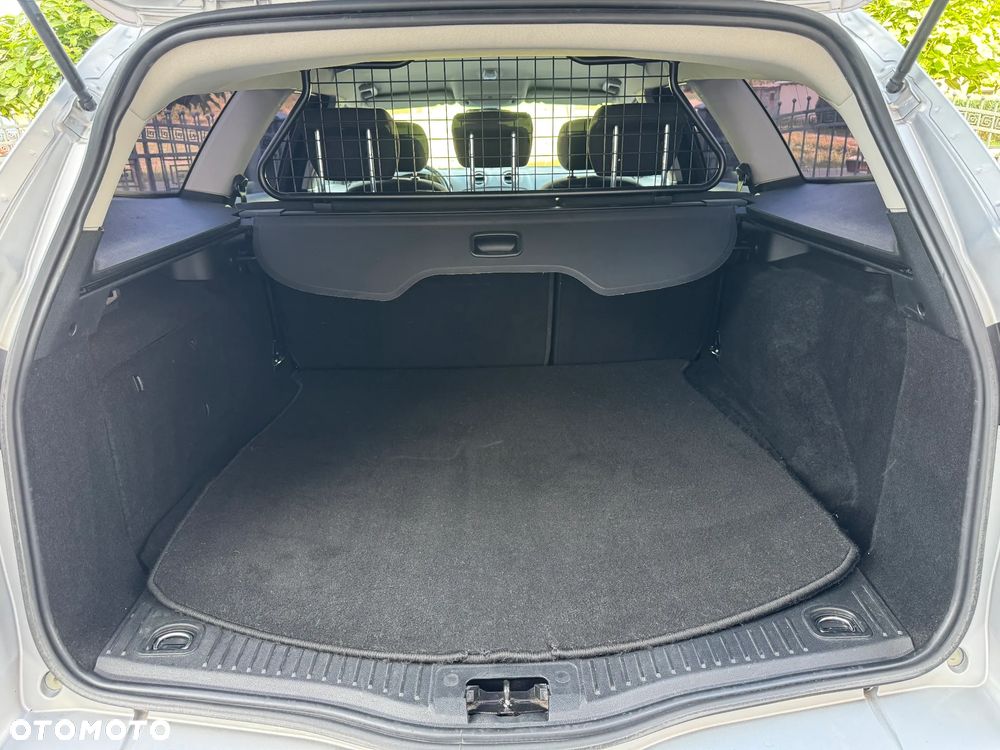 Ford Mondeo 2.0 TDCi Business Edition - 34